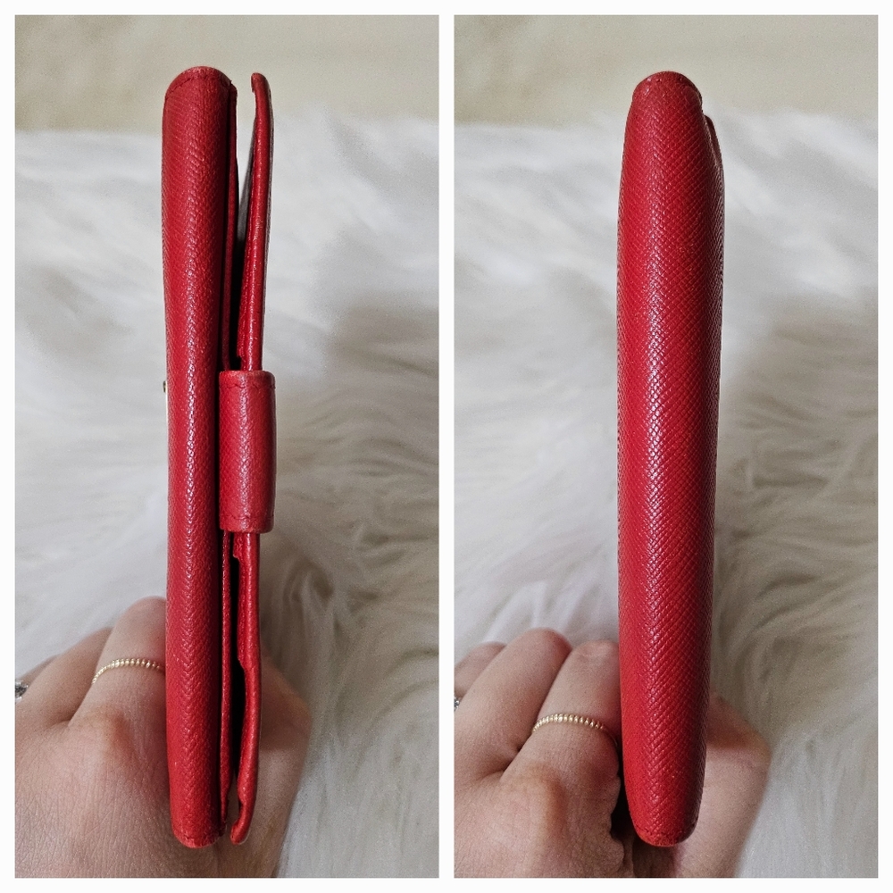 ❌SOLD❌ ♥️ Prada Wallet ♥️ - Picture 5 of 14